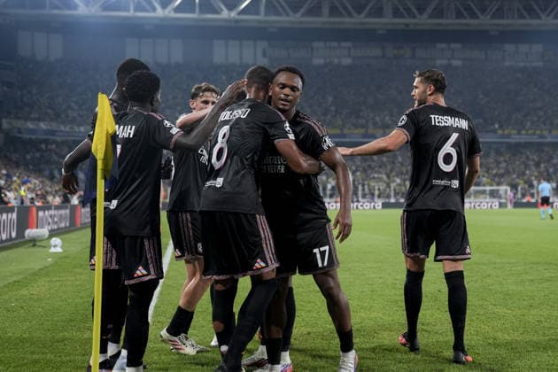 Fenerbahce v Olympique Lyonnais - UEFA Champions League ISTANBUL, TURKIYE - AUGUST 18: Olympique Lyonnais player Lois Openda (17) celebrates after scoring a goal during the UEFA Champions League play-off round first-leg match between Fenerbahce and Olympique Lyonnais at Chobani Stadium on August 18, 2026, in Istanbul, Turkiye. Arife Karakum Anadolu Istanbul Turkey. Editorial use only. Please get in touch for any other usage.  Copyright: x2026xAnadoluxArifexKarakumx