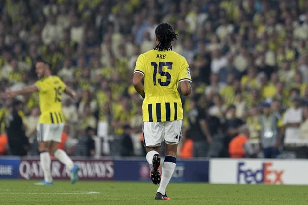 Fenerbahce v Olympique Lyonnais - UEFA Champions League ISTANBUL, TURKIYE - AUGUST 18: Nathan Ake of Fenerbahce in action during the UEFA Champions League play-off round first-leg match between Fenerbahce and Olympique Lyonnais at Chobani Stadium on August 18, 2026, in Istanbul, Turkiye. Arife Karakum Anadolu Istanbul Turkey. Editorial use only. Please get in touch for any other usage.  Copyright: x2026xAnadoluxArifexKarakumx