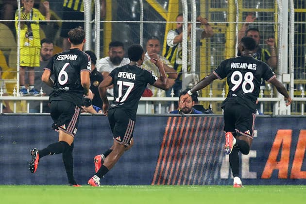 2026-08-18 Fenerbahce v Olympique Lyonnais - UEFA Champions League 2026 27 Play-Offs First Leg ISTANBUL, TURKEY - AUGUST 18: Lois Openda of Olympique Lyonnais celebrates 0-1 with Tanner Tessmann of Olympique Lyonnais, Ainsley Maitland Niles of Olympique Lyonnais during the UEFA Champions League 2026 27 Play-Offs First Leg match between Fenerbahce and Olympique Lyonnais at Sukru Saracoglu Stadium on August 18, 2026 in Istanbul, Turkey. (Photo by BSR Agency) Istanbul Turkey Content not available for redistribution in The Netherlands directly or indirectly through any third parties. Copyright: xBSRxAgencyx