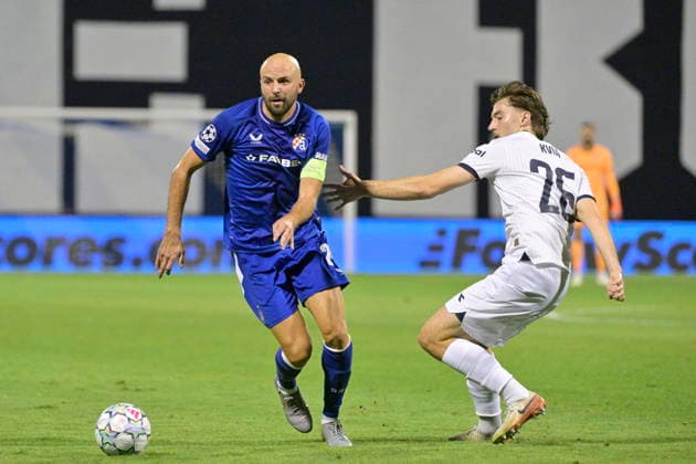 Zagreb, Croatia, 180826. Maksimir Stadium. Players Josip Misic and Henrik Falchener at the UEFA Champions League play-off first leg, Dinamo vs. Viking. Photo: Ronald Gorsic CROPIX Copyright: xxRonaldxGorsicx xCROPIXx dinamo_viking58-180826