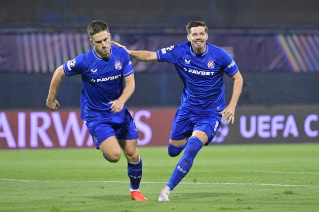 Zagreb, Croatia, 180826. Maksimir Stadium. Players Mateo Lisica and Miha Zajc celebrate the goal for 2-0 at the UEFA Champions League play-off first leg, Dinamo vs. Viking. Photo: Ronald Gorsic CROPIX Copyright: xxRonaldxGorsicx xCROPIXx dinamo_viking33-180826