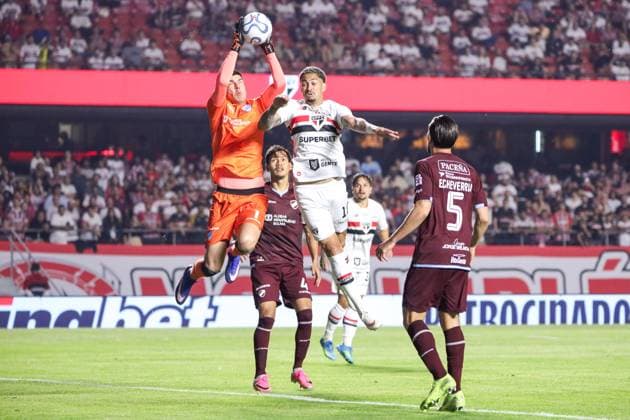 Sao Paulo and Bolivar in the round of 16 of the Copa Sudamericana. Luciano of Sao Paulo during the match against Bolivar for the second leg of the round of 16 of the Copa Sudamericana, at the Morumbi stadium, south of Sao Paulo, this Tuesday, August 18, 2026 Sao Paulo Sao Paulo Brasil Copyright: xMarinaxUezimax