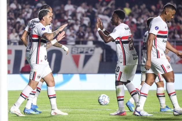 Sao Paulo and Bolivar in the round of 16 of the Copa Sudamericana. Luciano of Sao Paulo celebrates his goal during the match against Bolivar in the second leg of the round of 16 of the Copa Sudamericana, at the Morumbi stadium, south of Sao Paulo, this Tuesday, August 18, 2026 Sao Paulo Sao Paulo Brasil Copyright: xMarinaxUezimax
