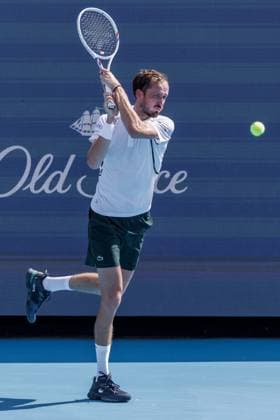 August 18, 2026, Mason, Ohio, U.S: Daniil Medvedev (RUS) hits a two-handed backhand during TuesdayÃ¢â‚¬â ¢s third round at the Cincinnati Open at the Lindner Family Tennis Center , Mason, Oh. Tennis 2026 - Cincinnati Open ATP, Tennis Herren  - ZUMAs304 20260818_zaf_s304_031 Copyright: xScottxStuartx