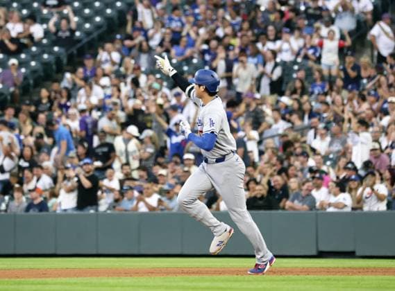 Baseball: Dodgers vs. Rockies Los Angeles Dodgers designated hitter Shohei Ohtani rounds the bases after hitting a two-run home run, his 30th of the season, in the third inning of a baseball game against the Colorado Rockies at Coors Field in Denver, Colorado, on Aug. 18, 2026.  A14AA0005626212P