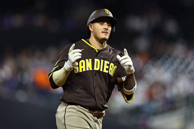 MLB, Baseball Herren, USA San Diego Padres Vs. New York Mets San Diego Padres Manny Machado, number 13, rounds the bases after hitting a home run during the eighth inning of a baseball game against the New York Mets at Citi Field in Flushing, New York, on August 18, 2026. New York City New York United States  Copyright: xGordonxDonovanx originalFilename:donovan-mlbsandi260818_np709.jpg