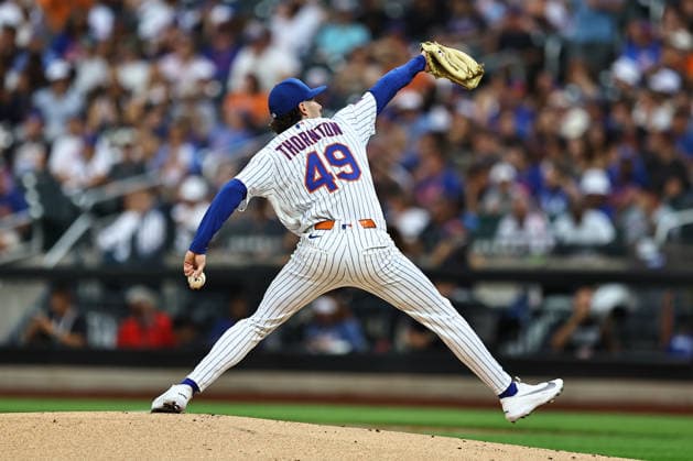 MLB, Baseball Herren, USA San Diego Padres Vs. New York Mets New York Mets starting pitcher Zach Thornton 49 throws during the first inning of a baseball game against the San Diego Padres at Citi Field in Flushing, New York, on August 18, 2026. New York City New York United States  Copyright: xGordonxDonovanx originalFilename:donovan-mlbsandi260818_np219.jpg