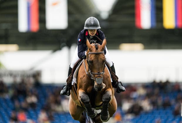 260819 Nina Mallevaey of France with horse Dynastie de Beaufour compete in the team and individual jumping qualifier round one during day 9 of the 2026 FEI World Championships on August 19, 2026 in Aachen. Photo: Emma Wallskog BILDBYRAN kod EW EW0689 ridsport equestrian rid-vm 2026 2026 fei world championships bbeng ridsport-vm hoppning jumping *** August 19, 2026: Nina Mallevaey of France, riding Dynastie de Beaufour, competes in the first round of the team and individual show jumping qualifiers on Day 9 of the 2026 FEI World Championships, 2026 in Aachen. Photo by Emma Wallskog. BILDBYRAN code EW EW0689 equestrian sports 2026 FEI World Championships 2026 FEI World Championships BBENG equestrian sports World Championships show jumping  Copyright: EMMAxWALLSKOG BB260819EW010