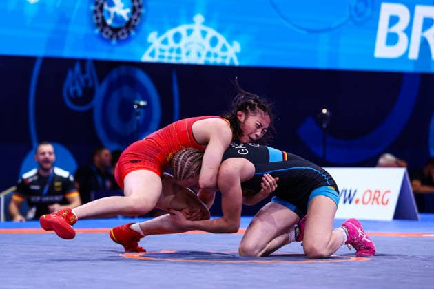 U20 World Championships 53kg WW - Yuxuan Li (CHN) df. Fiona Sophie Gasser (GER) *** U20 World Championships, 53 kg Open Weight: Yuxuan Li (CHN) def. Fiona Sophie Gasser (GER) Copyright: xJakexKirkmanx