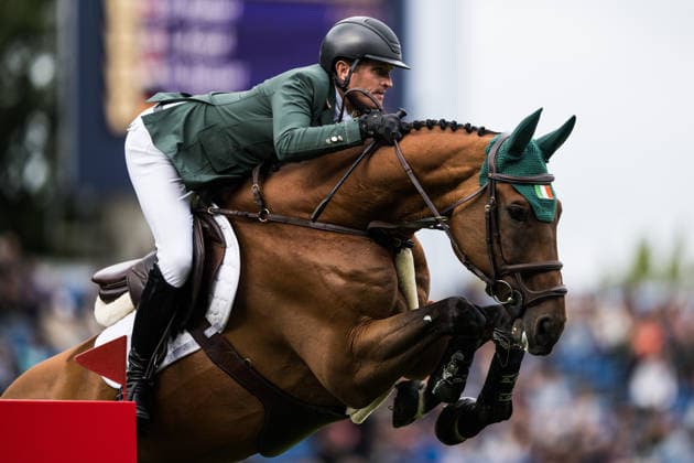 260819 Darragh Kenny of Ireland with horse Eddy Blue compete in the team and individual jumping qualifier round one during day 9 of the 2026 FEI World Championships on August 19, 2026 in Aachen. Photo: Emma Wallskog BILDBYRAN kod EW EW0689 ridsport equestrian rid-vm 2026 2026 fei world championships bbeng ridsport-vm hoppning jumping *** August 19, 2026: Darragh Kenny of Ireland, riding Eddy Blue, competes in the first round of the team and individual show jumping qualifiers on day 9 of the 2026 FEI World Championships on August 19, 2026 in Aachen. Photo by Emma Wallskog. BILDBYRAN code EW EW0689 equestrian sports 2026 World Championships 2026 FEI World Championships BBENG equestrian sports World Championships show jumping  Copyright: EMMAxWALLSKOG BB260819EW029