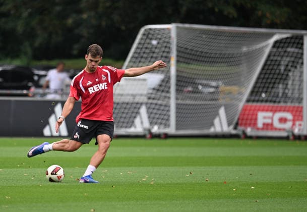 19.08.2026, xophax, Fussball 1.Bundesliga, 1.FC Koeln Geissbockheim , Gbh , Trainingsplätze, Training, Platz 1. Mannschaft hat frei, Trainingsfrei. Neuzugang Thijs Dallinga (1.FC Köln ) trainiert allein mit Leif Frach. Köln *** August 19, 2026, xophax, Soccer, Bundesliga 1, 1. FC Köln Geissbockheim, Gbh, Training Fields, Practice, Field 1: First Team Has the Day Off, No Practice; New Signing Thijs Dallinga of 1. FC Köln Trains Alone with Leif Frach in Cologne