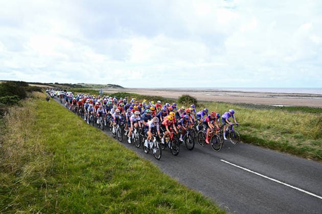 2026 Lloyds Tour of Britain Women Picture by Olly Hassell SWpix.com - 19 08 2026 - Cycling - UCI Women s World Tour - 2026 Lloyds Tour of Britain Women - Stage 1: Cockermouth to Cockermouth (158.9km) - The peloton Liverpool England Copyright: x xSWpix.comx(t axPhotographyxHubxLtd)xOllyxHassell SWpix.comx SWP-3030-18121