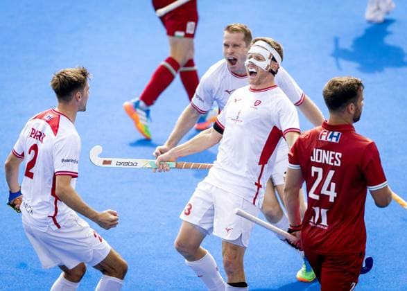 AMSTELVEEN - Sam Ward of England celebrates the 1-0 during the group stage match at the Hockey World Cup between England and Wales at the Wagener Stadium. KOEN VAN WEEL ANP xVIxANPxSportx xxANPxIVx 565813498 originalFilename: 565813498.jpg