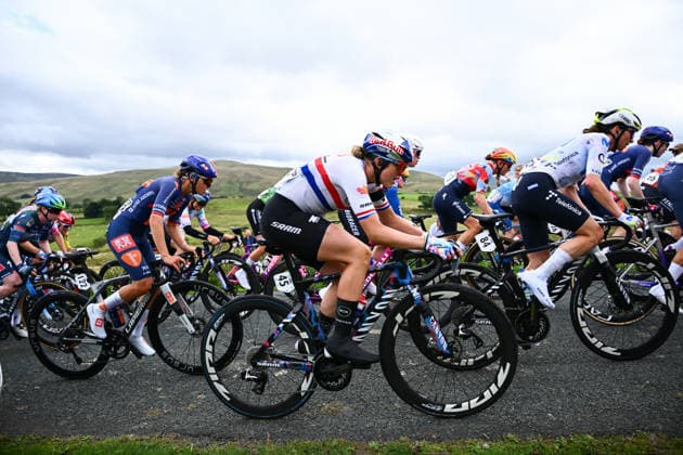 2026 Lloyds Tour of Britain Women Picture by Olly Hassell SWpix.com - 19 08 2026 - Cycling - UCI Women s World Tour - 2026 Lloyds Tour of Britain Women - Stage 1: Cockermouth to Cockermouth (158.9km) - Zoe Backstedt (Canyon SRAM) Liverpool England Copyright: x xSWpix.comx(t axPhotographyxHubxLtd)xOllyxHassell SWpix.comx SWP-3030-18147