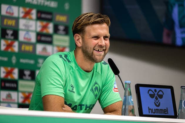 19.08.2026, GER, Fußball, Herren, 1. Bundesliga, Saison 2026 2027, Spielervorstellung, SV Werder Bremen Niclas Füllkrug ( Werder Bremen, 10) wird im Rahmen einer Pressekonferenz vorgestellt, Bremen Weserstadion Bremen Deutschland *** August 19, 2026, GER, Soccer, Men s, 1. Bundesliga, 2026–2027 Season, Player Introduction, SV Werder Bremen s Niclas Füllkrug, No. 10, is introduced at a press conference at the Weserstadion in Bremen, Germany Copyright: xNordphotox xMaasx
