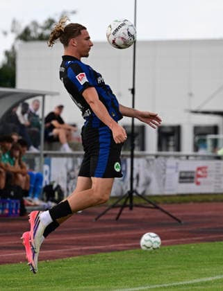 18.08.2026 - Fussball - 2. Bundesliga - Saison 2026 2027 - SpVgg Greuther Fürth Fuerth ( Kleeblatt ) - Training - - xwoxzix - Mika Wallentowitz (21, SpVgg Greuther Fürth ) *** August 18, 2026 Soccer 2. Bundesliga 2026–2027 Season SpVgg Greuther Fürth (Fuerth Kleeblatt) Practice xwoxzix Mika Wallentowitz, 21, SpVgg Greuther Fürth