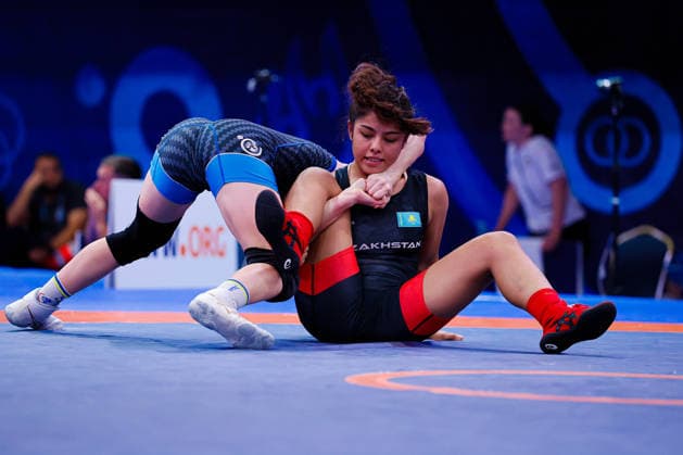 U20 World Championships 55kg WW - Karolina Poplavska (UKR) df. Shodiyona Dilmuratova (KAZ) *** U20 World Championships, 55 kg Open Weight: Karolina Poplavska (UKR) defeated Shodiyona Dilmuratova (KAZ) Copyright: xKostadinxAndonovx