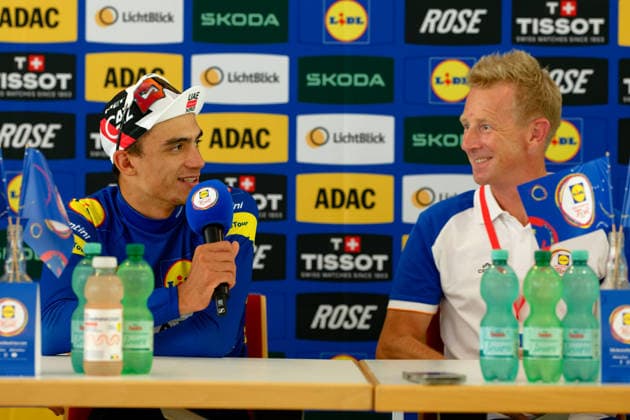 Fabian Wegmann im Gespräch mit Isaac del Toro. *** Fabian Wegmann in conversation with Isaac del Toro