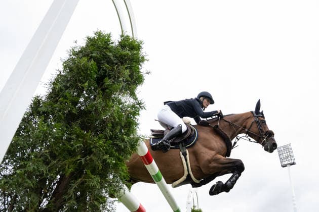 260819 Petronella Andersson of Sweden with horse Odina van Klapscheut compete in the team and individual jumping qualifier round one during day 9 of the 2026 FEI World Championships on August 19, 2026 in Aachen. Photo: Emma Wallskog BILDBYRAN kod EW EW0689 ridsport equestrian rid-vm 2026 2026 fei world championships bbeng ridsport-vm hoppning jumping *** August 19, 2026: Petronella Andersson of Sweden, riding Odina van Klapscheut, competed in the first round of the team and individual show jumping qualifiers on Day 9 of the 2026 FEI World Championships in Aachen. 2026 in Aachen. Photo by Emma Wallskog, BILDBYRAN, code EW EW0689. equestrian sports, 2026 World Championships, 2026 FEI World Championships, BBENG, equestrian sports, World Championships, show jumping  Copyright: EMMAxWALLSKOG BB260819EW131