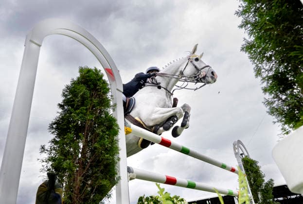 AACHEN, TYSKLAND 20260819 Sveriges Wilma McMahon med hästen Cicci BJN under första rundan i lagtävlingen vid ryttar-VM i Aachen. AACHEN TYSKLAND x10050x *** AACHEN, GERMANY 20260819 Sweden s Wilma McMahon riding Cicci BJN during the first round of the team competition at the World Equestrian Games in Aachen AACHEN GERMANY x10050x  Copyright: xPontusxLundahl TTx RYTTAR-VM 2026