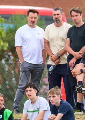 18.08.2026 - Fussball - 2. Bundesliga - Saison 2026 2027 - SpVgg Greuther Fürth Fuerth ( Kleeblatt ) - Training - - xwoxzix - Daniel Meyer ( Geschäftsführer SpVgg Greuther Fürth ) Robin Lenk ( Sportdirektor FSV Zwickau ) *** August 18, 2026 Soccer 2. Bundesliga 2026–2027 Season SpVgg Greuther Fürth (Fuerth Kleeblatt) Training xwoxzix Daniel Meyer, Managing Director of Sports, SpVgg Greuther Fürth Robin Lenk, Sports Director, FSV Zwickau