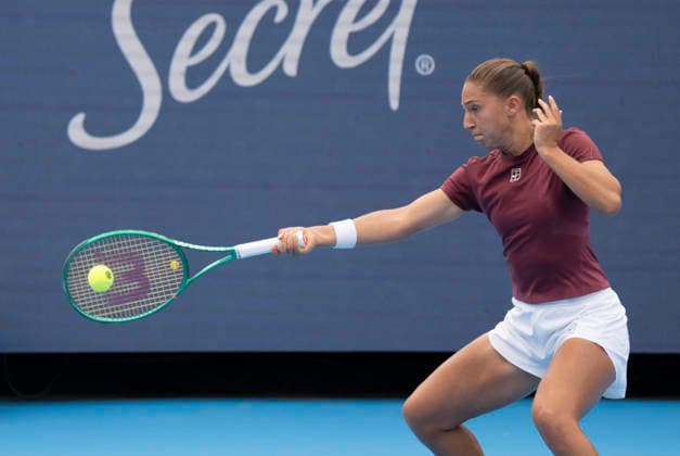 TENNIS 2026: Cincinnati Open Aug. 26 August 19, 2026: Diane Parry (FRA) loses to Iga Swiatek (POL) at the Cincinnati Open being played at Lindner Family Tennis Center in Mason, Ohio, {USA} Ã‚ÂLeslie Billman Tennisclix Cal Media CSM (Credit Image: Â Leslie Billman Cal Sport Media) Mason Ohio USA EDITORIAL USE ONLY Copyright: xx ZUMA-20260819_zma_c04_008.jpg LesliexBillmanx csmphotothree512803