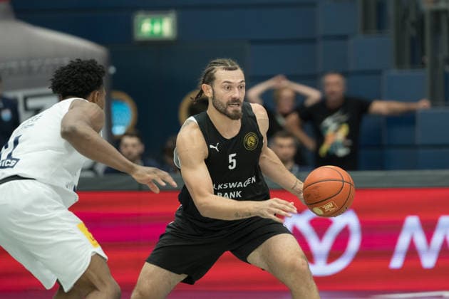 Anthony Gaines (MBC, 11), Devin Askew (Braunschweig, 5), Syntainics MBC vs. Basketball Löwen Braunschweig, Testspiel, Saisonvorbereitung, Basketball, Bundesliga, Maenner, Saison 2026 27, 19.08.2026. Weißenfels Stadthalle Sachsen-Anhalt Deutschland *** Anthony Gaines MBC, 11, Devin Askew Braunschweig, 5, Syntainics MBC vs. Basketball Löwen Braunschweig, Exhibition Game, Preseason, Basketball, Bundesliga, Men, 2026–27 Season, August 19, 2026, Weißenfels City Hall, Saxony-Anhalt, Germany