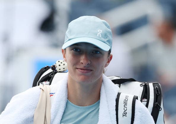 August 19, 2026, Mason, Ohio, USA: IGA SWIATEK of Poland after the match against D. Parry of France in the fourth round of tennis tournament WTA, Tennis Damen 1000 Cincinnati Open in Mason, USA. Swiatek won 6:3, 6:3. Mason USA - ZUMAc278 20260819_zsp_c278_005 Copyright: xMarcinxCholewinskix