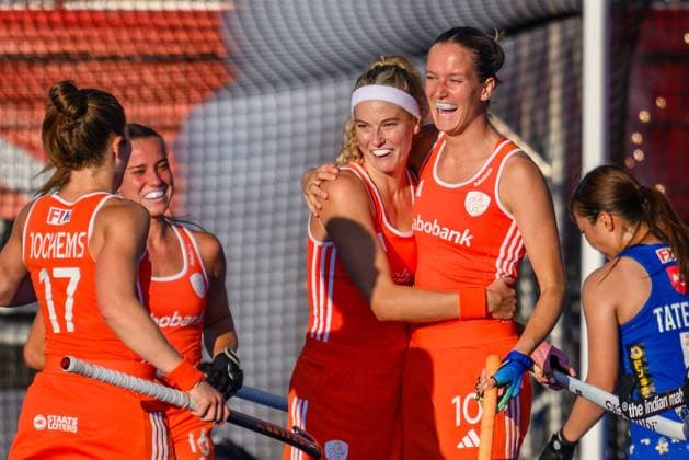 AMSTELVEEN, 19-08-2026, Wagener Stadion, FIH Hockey World Cup 2026 Women, 2026. Yibbi Jansen and Felice Albers celebrating the goal scored during the game Netherlands - Japan (women). Netherlands - Japan (women)  x205851822x Copyright: