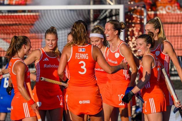 AMSTELVEEN, 19-08-2026, Wagener Stadion, FIH Hockey World Cup 2026 Women, 2026. Luna Fokke, Yibbi Jansen, Felice Albers, Marleen Jochems and Sanne Koolen celebrating the goal scored during the game Netherlands - Japan (women). Netherlands - Japan (women)  x205852003x Copyright: