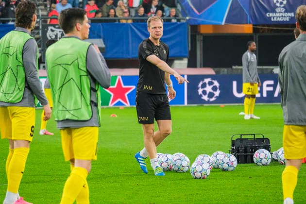 Champions League-kvalifisering, playoff: NEC Nijmegen - Bodo Glimt Nijmegen 20260819. Bodo Glimts assistentrener Jo Nymo Matland for playoff-kampen i Champions League-kvalifiseringen mellom mellom NEC Nijmegen og Bodo Glimt pa Goffertstadion. Foto: Patrick Post NTB Nijmegen Nederland EDITORIAL USE ONLY. RESTRICTED USE FOR BETTING COMPANIES Ref:_SPOSgO0o3j6lKM.jpg *** Champions League Qualifiers, Playoff: NEC Nijmegen vs. Bodo Glimt, Nijmegen, August 19, 2026. Bodo Glimt assistant coach Jo Nymo Matland at the Champions League qualifying playoff match between NEC Nijmegen and Bodo Glimt at Goffert Stadium. Photo: Patrick Post, NTB, Nijmegen, Netherlands. EDITORFOR MEDIA USE ONLY; RESTRICTED USE FOR BETTING COMPANIES  Copyright: xPatrickxPostx xNTBx