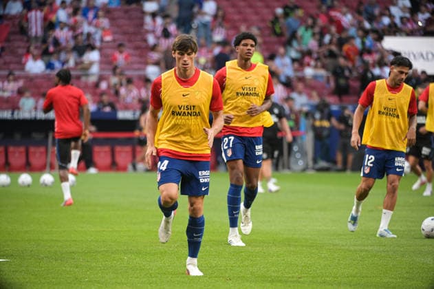 ESP: Atletico de Madrid vs Malaga CF - La Liga EA Sports MADRID, SPAIN - AUGUST 19: Robin Le Normand of Atletico de Madrid before the match between AtlÃ tico de Madrid and Malaga CF of La Liga EA Sports on August 19, 2026 at Riyadh Air Metropolitano Stadium in Madrid, Spain. (Photo by Samuel Carreno) Madrid Madrid Madrid Spain Copyright: xSamuelxCarrenox samcargad_190826_28-7