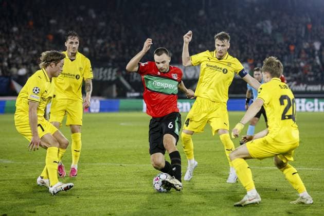 NIJMEGEN - (l-r) Patrick Berg of Bodo Glimt, Andreas Helmersen of Bodo Glim, Darko NejaÅ¡miÄ‡ of NEC Nijmegen, Odin Bjortuft of Bodo Glimt and Fredrik Sjovold of Bodo Glimt during the Champions League play-offs between NEC and FK Bodo Glimt in De Goffert on August 18 2026 in Nijmegen, Netherlands. BART STOUTJESDIJK ANP xVIxANPxSportx xxANPxIVx 565832460 originalFilename: 565832460.jpg