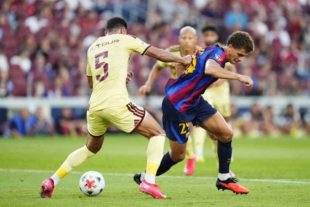 FC Barcelona, Barca v Al Ahly - Joan Gamper Trophy BARCELONA, SPAIN - AUGUST 19: Hamza Abdelkarim centre-forward of Barcelona and Hady Reyad centre-back of Al Ahly compete for the ball during the Joan Gamper Trophy between FC Barcelona and Al Ahly SC at Spotify Camp Nou on August 19, 2026 in Barcelona, Spain. Jose Hernandez Anadolu Barcelona Spain. Editorial use only. Please get in touch for any other usage.  Copyright: x2026xAnadoluxJosexHernandezx