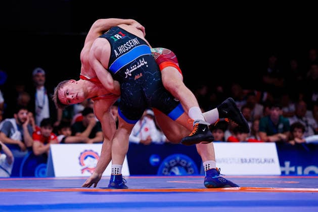 U20 World Championships 82kg GR - Szabolcs Istvan Szinay (HUN) df. Alireza Abbas Mohammad Hosseini (IRI) *** U20 World Championships, 82 kg, Greco-Roman: Szabolcs Istvan Szinay (HUN) defeated Alireza Abbas Mohammad Hosseini (IRI) Copyright: xKostadinxAndonovx