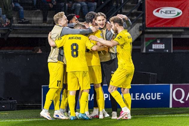 NIJMEGEN - Andreas Helmersen of FK Bodo Glimt celebrates his team s second goal with his teammates during the UEFA Champions League Play-offs match between NEC Nijmegen and FK Bodo Glimt at the Goffertstadion on August 19, 2026, in Nijmegen, the Netherlands. KEVIN SENDERS ANP xVIxANPxSportx xMarcelxterxBalsxIVx 565833246 originalFilename: 565833246.jpg