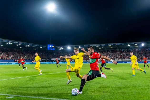 NIJMEGEN - N.E.C. Nijmegen aanvaller Dusan Tadic tijdens de UEFA Champions League wedstrijd tussen N.E.C. en FC Bodo Glimt in Gofferpark op 19 augustus 2026 in Nijmegen, Nederland. - *** NIJMEGEN N E C Nijmegen forward Dusan Tadic during the UEFA Champions League match between N E C and FC Bodo Glimt at Gofferpark on August 19, 2026, in Nijmegen, the Netherlands