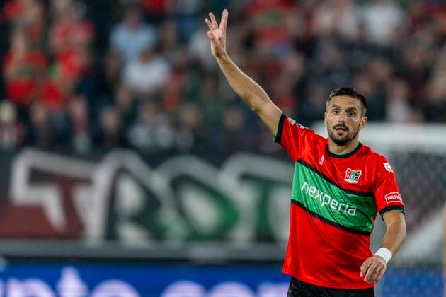 NIJMEGEN - N.E.C. Nijmegen aanvaller Dusan Tadic tijdens de UEFA Champions League wedstrijd tussen N.E.C. en FC Bodo Glimt in Gofferpark op 19 augustus 2026 in Nijmegen, Nederland. - *** NIJMEGEN N E C Nijmegen forward Dusan Tadic during the UEFA Champions League match between N E C and FC Bodo Glimt at Gofferpark on August 19, 2026, in Nijmegen, the Netherlands