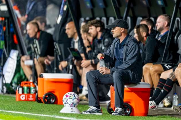 NIJMEGEN - N.E.C. Nijmegen trainer Dick Schreuder tijdens de UEFA Champions League wedstrijd tussen N.E.C. en FC Bodo Glimt in Gofferpark op 19 augustus 2026 in Nijmegen, Nederland. - *** NIJMEGEN N E C Nijmegen coach Dick Schreuder during the UEFA Champions League match between N E C and FC Bodo Glimt at Gofferpark on August 19, 2026, in Nijmegen, the Netherlands