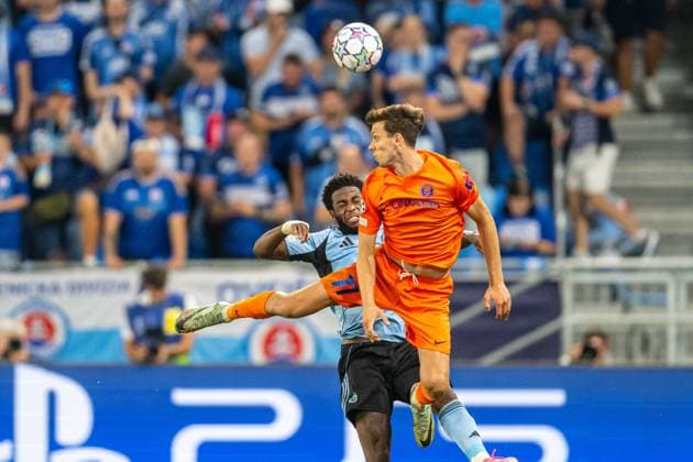 Matic Ivansek header during Champions League qualifying playoff match, SK Slovan Bratislava - NK Celje , 19. august 2026, Tehelne pole Stadium, Bratislava, Slovakia Copyright: xMICHALxFAJT,ZOSPORTU.SKx MAR_8334