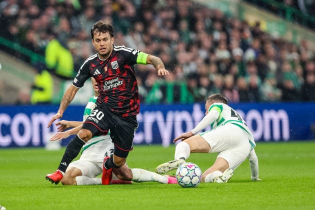 SOCCER - UEFA CL, Celtic vs LASK GLASGOW,SCOTLAND,19.AUG.26 - SOCCER - UEFA Champions League, play-off, Celtic Glasgow vs Linzer ASK. Image shows Sascha Horvath (LASK).  GEPAxpictures xManuelxBinder