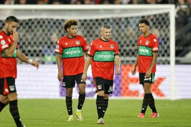 NIJMEGEN - (lr) NoÃ Lebreton of NEC Nijmegen, Bryan Linssen of NEC Nijmegen, and Deveron Fonville of NEC Nijmegen look disappointed after the 0-3 defeat during the Champions League play-offs between NEC and FK Bodo Glimt at De Goffert on August 18, 2026 in Nijmegen, the Netherlands. BART STOUTJESDIJK ANP xVIxANPxSportx xxANPxIVx 565833940 originalFilename: 565833940.jpg