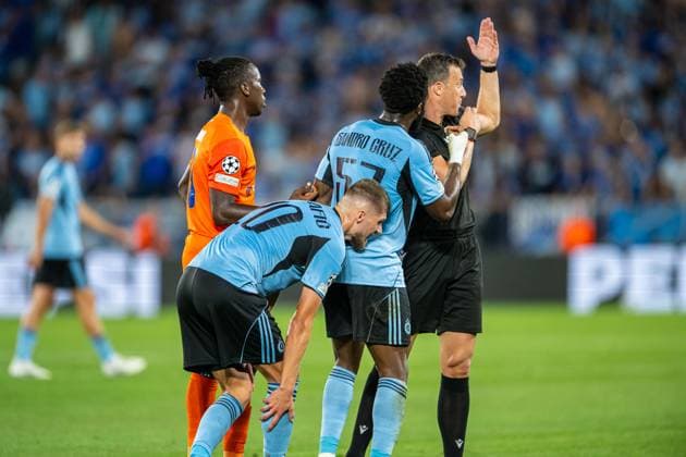 Alen Mustafic injury during Champions League qualifying playoff match, SK Slovan Bratislava - NK Celje , 19. august 2026, Tehelne pole Stadium, Bratislava, Slovakia Copyright: xMICHALxFAJT,ZOSPORTU.SKx MAR_8500