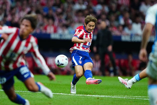 Atletico Madrid v Malaga CF - LaLiga EA Sports MD1 Lee Kang-In of Atletico Madrid scores his team s first goal during the LaLiga EA Sports match between Atletico Madrid and Malaga CF at Metropolitano Stadium on August 19, 2026 in Madrid, Spain. Madrid Metropolitano Stadium Madrid Spain Copyright: xGokhanxTanerx xPSxImagesxGokhanxTanerx
