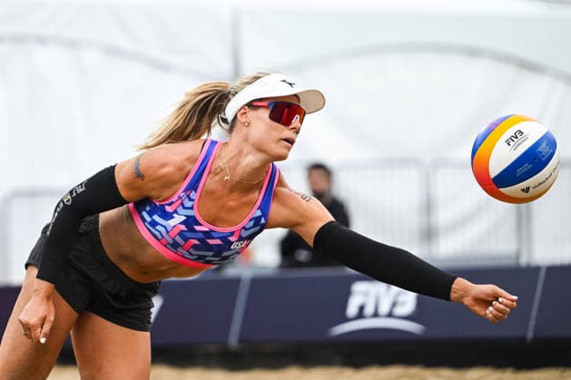 MONTREAL, QC - AUGUST 19: Hailey Harward (USA) bumps the ball during a qualification match at Beach Pro Tour Montreal Elite 16 on August 19, 2026 at Parc Jean-Drapeau in Montreal, QC (Photo by David Kirouac Icon Sportswire) VOLLEYBALL: AUG 19 Beach Pro Tour Montreal Elite 16 EDITORIAL USE ONLY Icon26081905726
