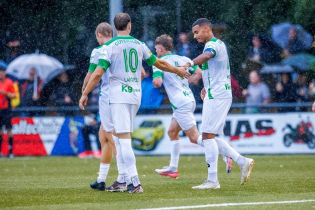 2026.08.19, xkwix, Fußball, Krombacher Westfalenpokal, SG Massen - FC Gütersloh, Sportanlage SG Massen, 2.Runde, Saison 2026 2027: Torjubel der Mannschaft nach Tor zum 0:1 durch David Winke (FC Gütersloh 17) DFB regulations prohibit any use of photographs as image sequences and or quasi-video. Photo: xKamilxWilkowskixPressefotoKochx Nordrhein-Westfalen Deutschland *** August 19, 2026, xkwix, soccer, Krombacher Westphalia Cup, SG Massen vs. FC Gütersloh, SG Massen Sports Complex, Round 2, 2026–2027 Season: The team celebrates after David Winke scores the 0–1 goal for FC Gütersloh 17. DFB regulations prohibit any use of photographs as image sequences and or quasi-video. Photo: xKamilxWilkowskixPressefotoKochx, North Rhine-Westphalia, Germany