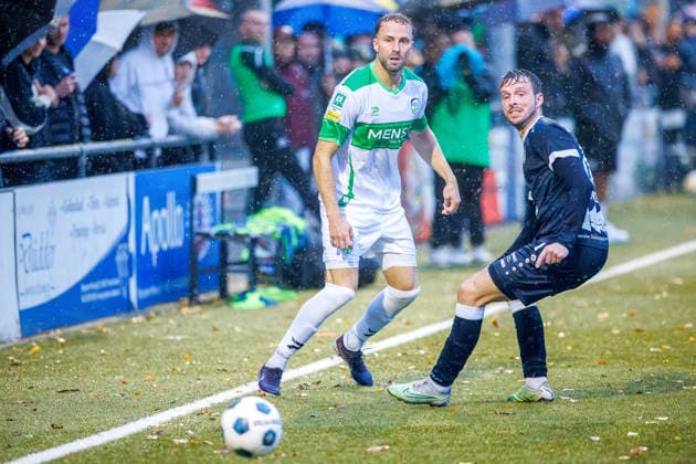 2026.08.19, xkwix, Fußball, Krombacher Westfalenpokal, SG Massen - FC Gütersloh, Sportanlage SG Massen, 2.Runde, Saison 2026 2027: Julius Langfeld (FC Gütersloh 10) im Zweikampf DFB regulations prohibit any use of photographs as image sequences and or quasi-video. Photo: xKamilxWilkowskixPressefotoKochx Nordrhein-Westfalen Deutschland *** August 19, 2026, xkwix, Soccer, Krombacher Westphalia Cup, SG Massen vs. FC Gütersloh, SG Massen Sports Complex, Round 2, 2026–2027 Season: Julius Langfeld of FC Gütersloh 10 in a tackle. DFB regulations prohibit any use of photographs as image sequences and or quasi-video. Photo: xKamilxWilkowskixPressefotoKochx, North Rhine-Westphalia, Germany