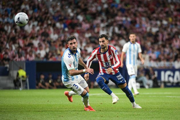 ESP: Atletico de Madrid vs Malaga CF - La Liga EA Sports MADRID, SPAIN - AUGUST 19: Ãlex Baena of Atletico de Madrid during the match between AtlÃ tico de Madrid and Malaga CF of La Liga EA Sports on August 19, 2026 at Riyadh Air Metropolitano Stadium in Madrid, Spain. (Photo by Samuel Carreno) Madrid Madrid Madrid Spain Copyright: xSamuelxCarrenox samcargad_190826_141-49