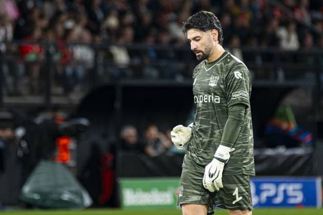 NIJMEGEN - NEC Nijmegen goalkeeper Gonzalo Crettaz looks on during the UEFA Champions League Play-offs match between NEC Nijmegen and FK Bodo Glimt at the Goffertstadion on August 19, 2026 in Nijmegen, the Netherlands. KEVIN SENDERS ANP xVIxANPxSportx xMarcelxterxBalsxIVx 565838989 originalFilename: 565838989.jpg