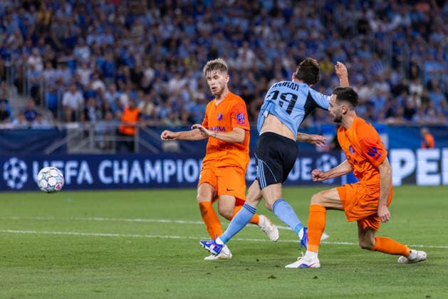 Andraz Sporar of SK Slovan Bratislava seen during UEFA Champions league first play-off game between teams of SK Slovan Bratislava and Celje (Dominika Kortvelyesiova Ball Raw Images) Bratislava Tehelne Pole stadium Slovakia Copyright: xDominikaxKortvelyesiovax DKR_6270